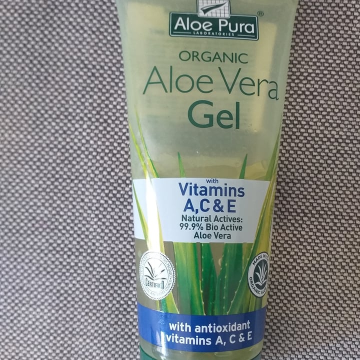 review photo of Aloe Pura Gel shared by @carolinaj on 24 Apr 2022 - review