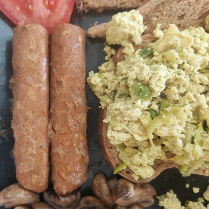photo of Unreal Co. Beefy Brat Sausages shared by @lotuspond on  01 Aug 2021 - review