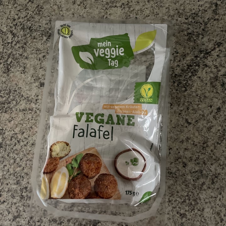 review photo of Mein Veggie Tag vegane Falafel shared by @lisastr on 18 Aug 2021 - review