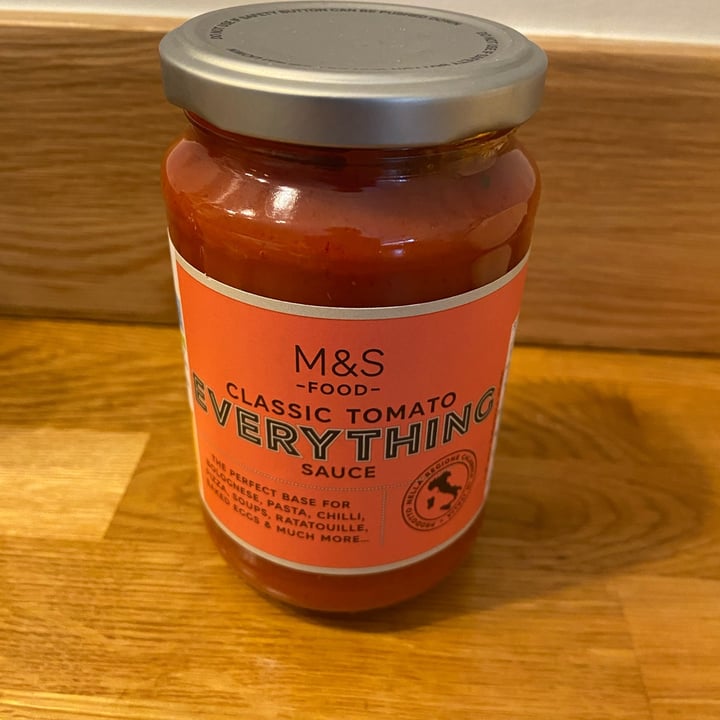 photo of Marks & Spencer Food (M&S) Classic Tomato Everything Sauce shared by @hypnicol on  07 Jun 2022 - review
