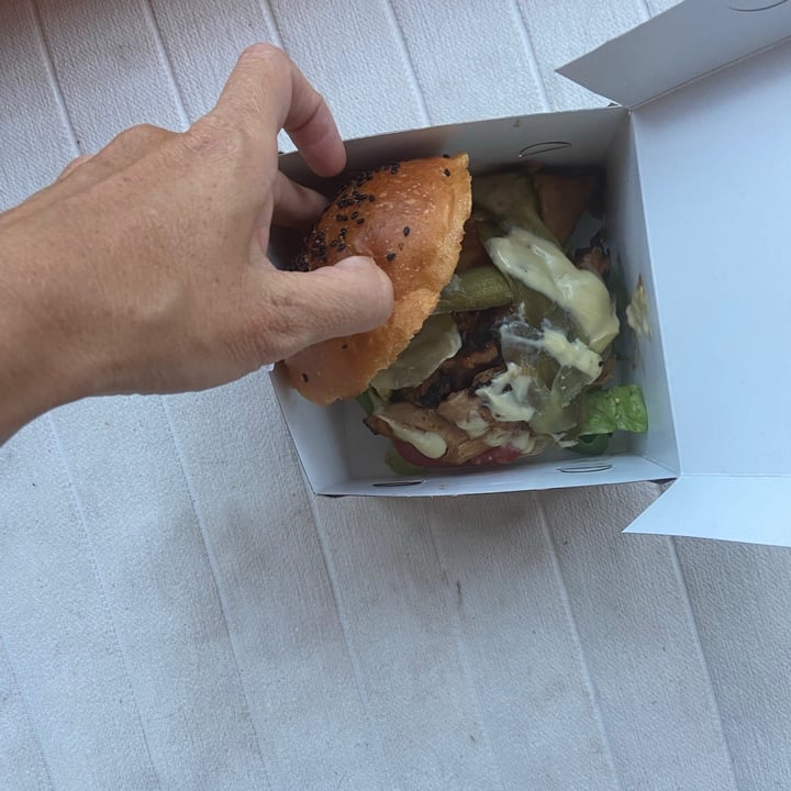 photo of Hudsons The Burger Joint (Claremont) The Frontline Worker Burger shared by @leighclare29 on  19 Jan 2021 - review
