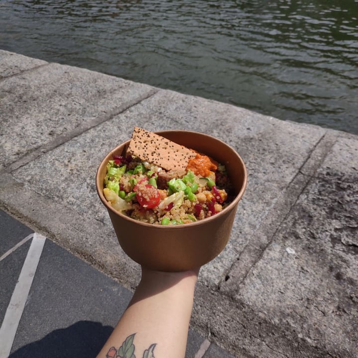 photo of SaladStop! Beyond Me shared by @simhazel on  02 Jul 2019 - review