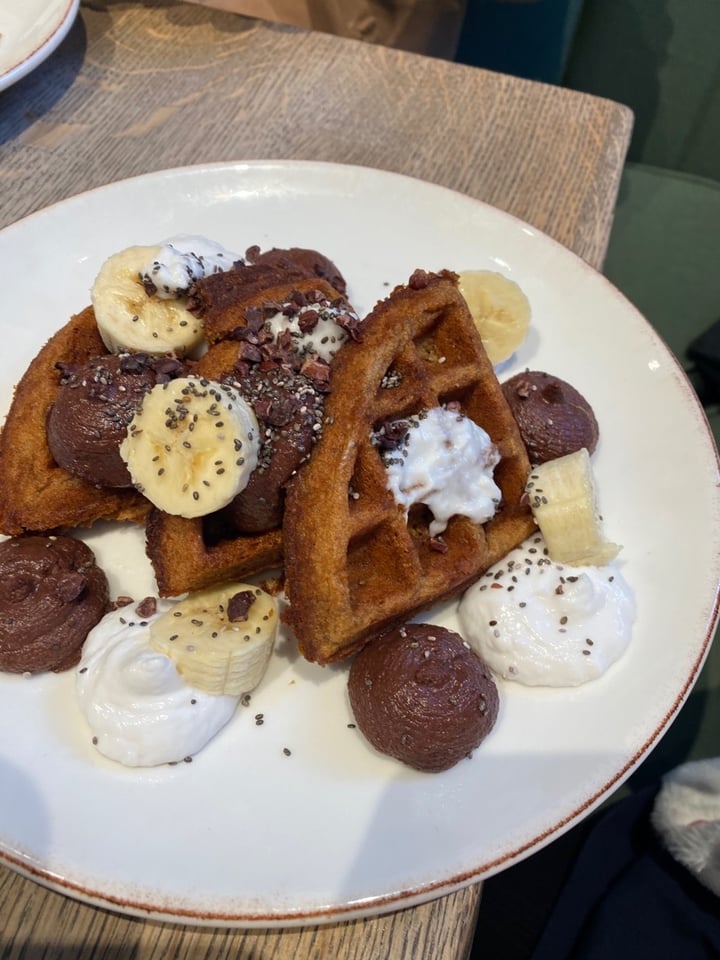 photo of Farmacy Chocolate Chip Waffles shared by @shammyacj on  21 Feb 2020 - review