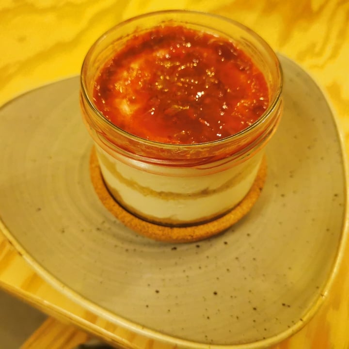 photo of Entre Pedras Café Bar Vegano Cheesecake shared by @nesiloura on  12 Oct 2020 - review