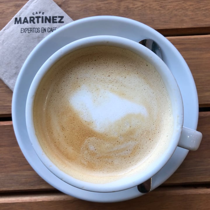 photo of Café Martínez Café con Leche de Almendras shared by @lucaseggi on  29 Aug 2021 - review