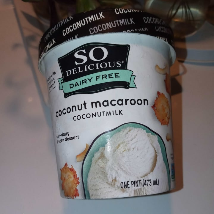 photo of So Delicious Dairy Free Coconut Macaroon Ice cream shared by @chipsicecream on  13 Feb 2021 - review