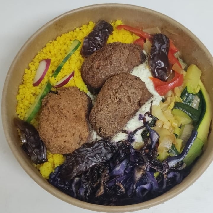 photo of Deliveggie Ourense buda bowl arabe shared by @quitos on  07 May 2022 - review