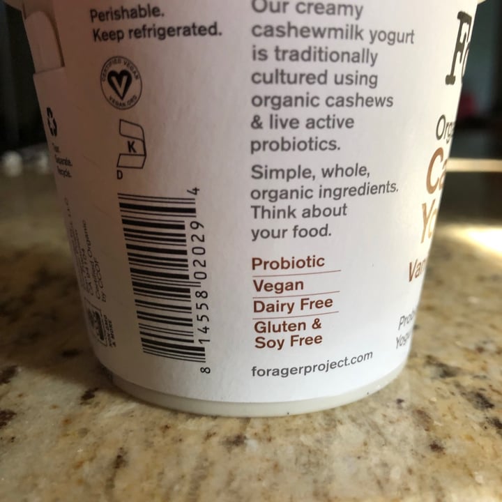 review photo of Forager Project Organic Dairy-free Cashewmilk Yogurt Vanilla Bean shared by @persch on 16 Aug 2021 - review