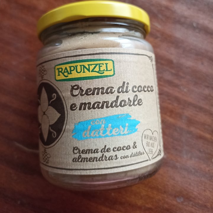 photo of Rapunzel Crema Di Cocco E Mandorle shared by @ilaria123 on  14 Dec 2021 - review