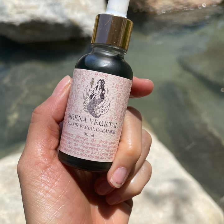 review photo of Sirena vegetal Serum Elixir facial Oceanide shared by @argelmruiz on 11 Apr 2022 - review