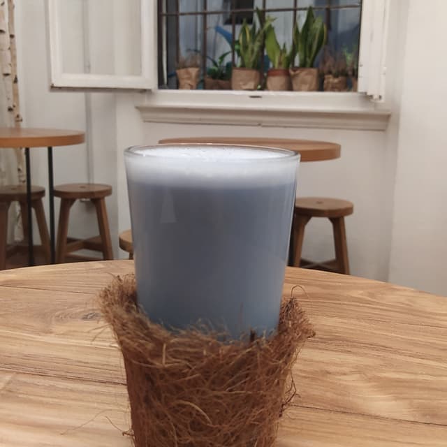 「Raw Unicorn Latte」の料理の写真