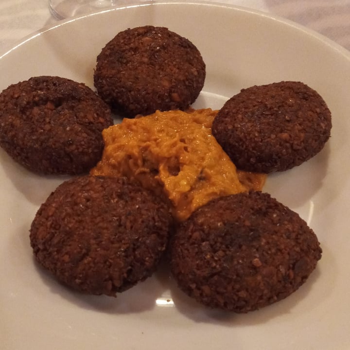 photo of Adal Restaurant falafel shared by @chiaramisa61 on  22 Jul 2022 - review