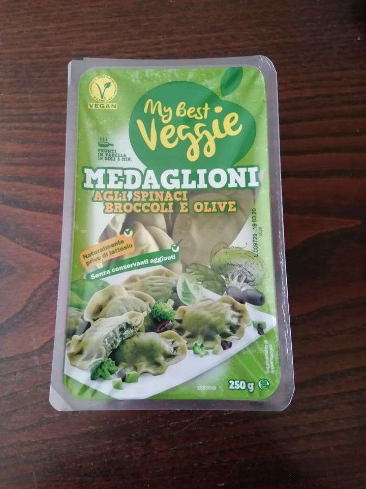 review photo of My Best Veggie Medaglioni agli spinaci, broccoli e olive shared by @starviet2005 on 26 Feb 2020 - review