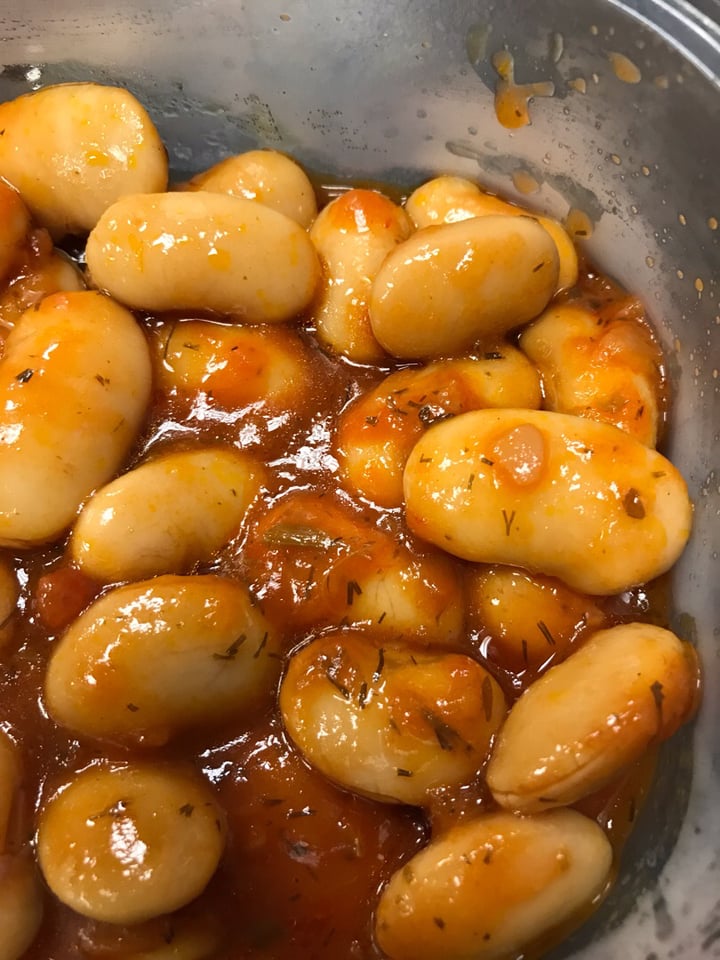 review photo of Trader Joe's Giant Baked Beans in Tomato Sauce shared by @annamarie80 on 10 Jul 2019 - review