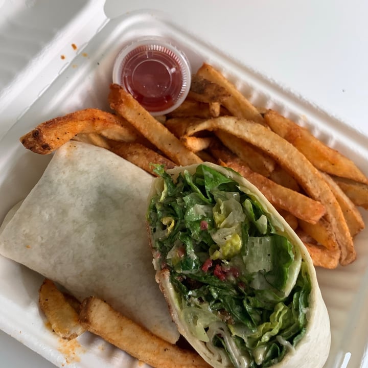 review photo of People Under the Staircase Crispy Tender Caesar Wrap shared by @bananabreadgirl on 02 Jun 2021 - review