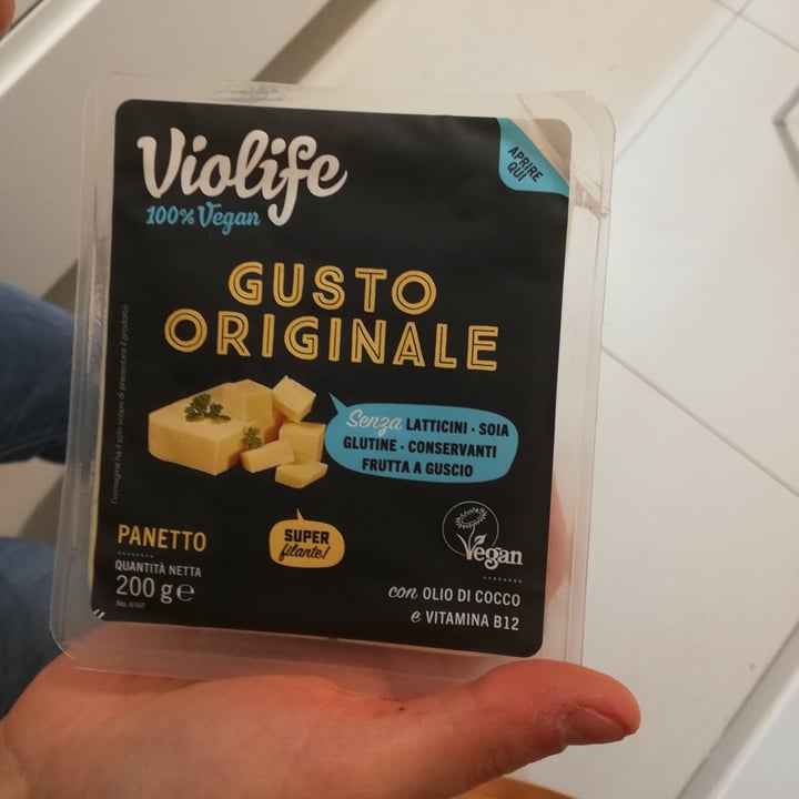 photo of Violife Gusto originale shared by @emanuelepascuzzo on  22 Jan 2022 - review