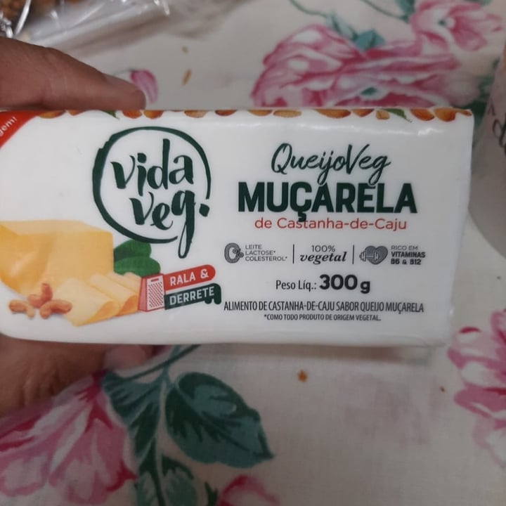 review photo of Vida Veg Queijo de Castanha de Caju tipo Muçarela shared by @anamaciel on 25 Aug 2022 - review