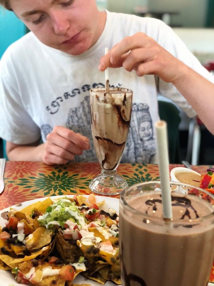 photo of Saturn Cafe Berkeley Vegan Chocolate Milk Shake with Peanut Butter shared by @wharding on  18 Jun 2018 - review