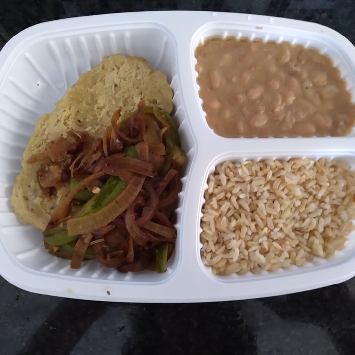 review photo of LeVeg Filé de grão de bico e curry de repolho com abobrinha shared by @denisegarcia on 27 Jun 2022 - review