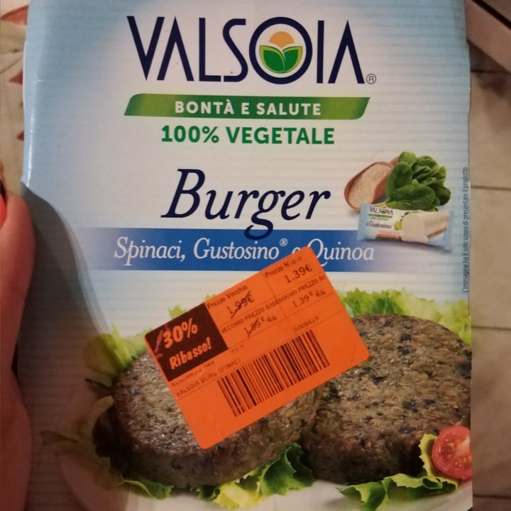 photo of Valsoia Burger spinaci, gustosino e quinoa shared by @cuochettavegana on  01 Jul 2022 - review