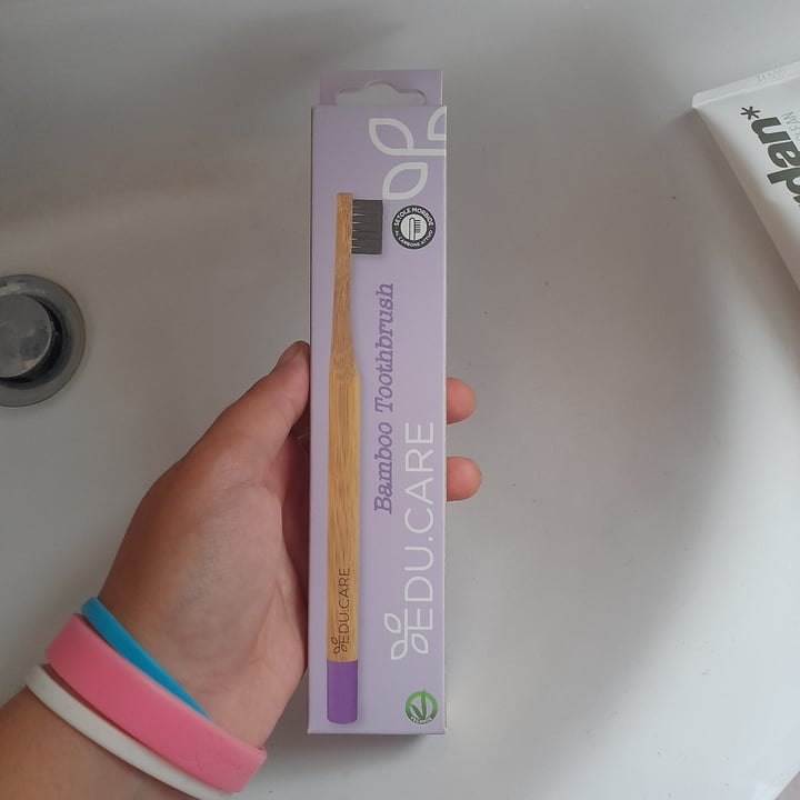 review photo of Educare Bamboo Toothbrush shared by @cotolettaaaaa on 17 Aug 2022 - review