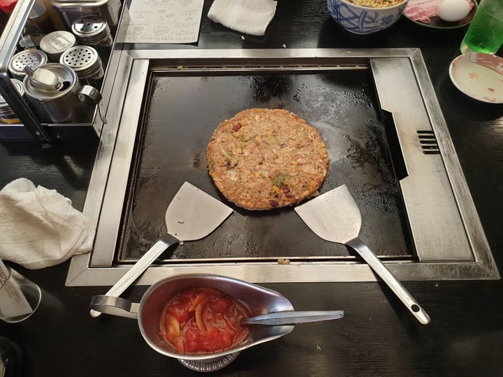 photo of Okonomiyaki TOKYO : Sakura Tei / さくら亭【原宿 お好み焼き】 Healthy Okonomiyaki shared by @jordocon on  08 Sep 2019 - review