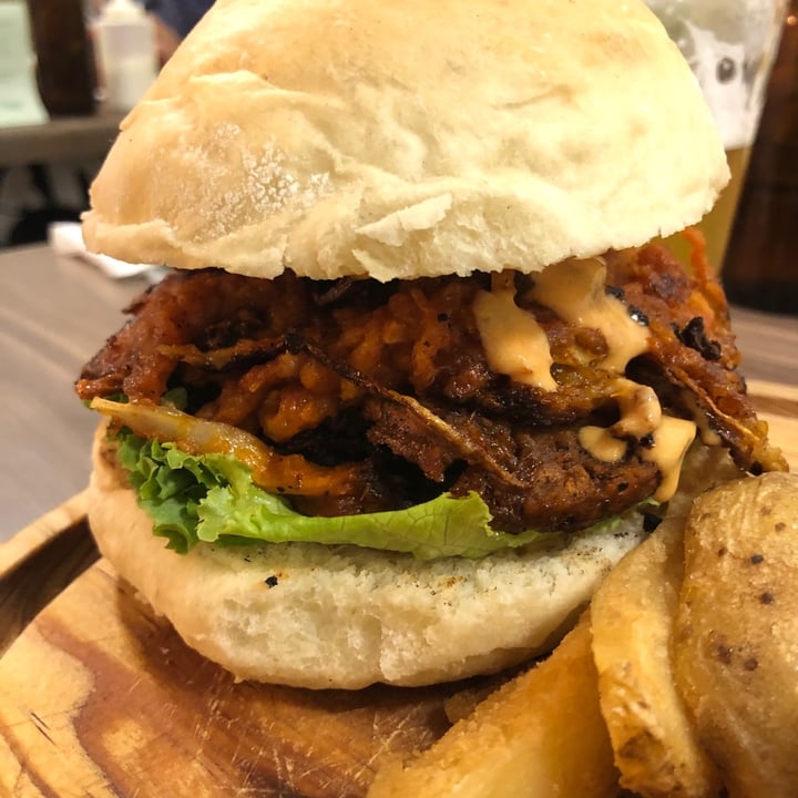 review photo of Calabacitas Tiernas Bistro Hamburgesa Cubana shared by @vegannorteno on 15 Jan 2020 - review
