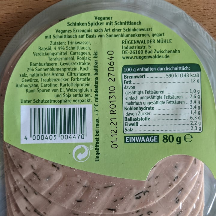 photo of Rügenwalder Mühle Veganer Schinken Spicker Mit Schnittlauch shared by @esclaire on  20 Nov 2021 - review