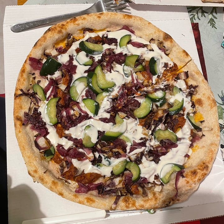review photo of 85.pizza Pizza Vegana Rossa shared by @visualveg on 08 Oct 2022 - review