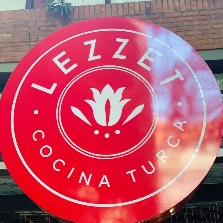 review photo of Lezzet Cafe Turco Hummus shared by @luchovg on 02 Oct 2020 - review