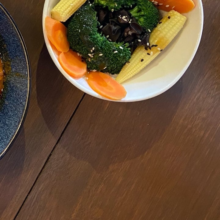 photo of Pinxin Vegan Cuisine Steamed Mixed Vegetables shared by @dafnelately on  05 Dec 2021 - review