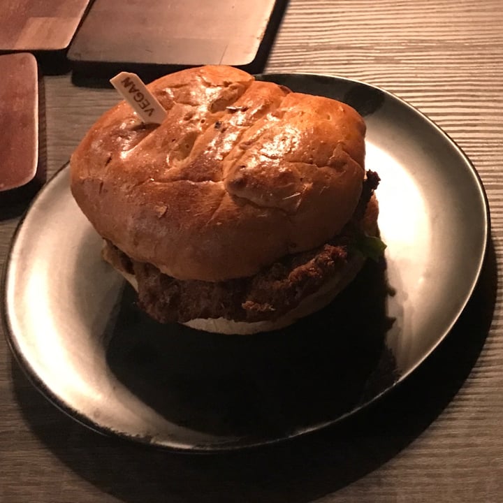 photo of Wisdom Vegan Bakery Spicy Chicken Sandwich shared by @dadicorn on  16 Feb 2022 - review