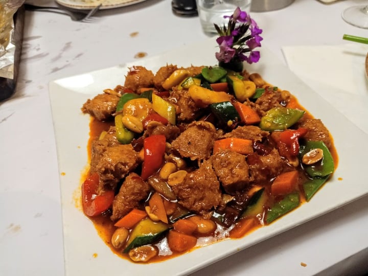 photo of Gong De Lin  Sauteed Diced Vegetarian Chicken With Peanut In Hot And Spicy Sauce shared by @eatyourgreens on  15 Dec 2019 - review
