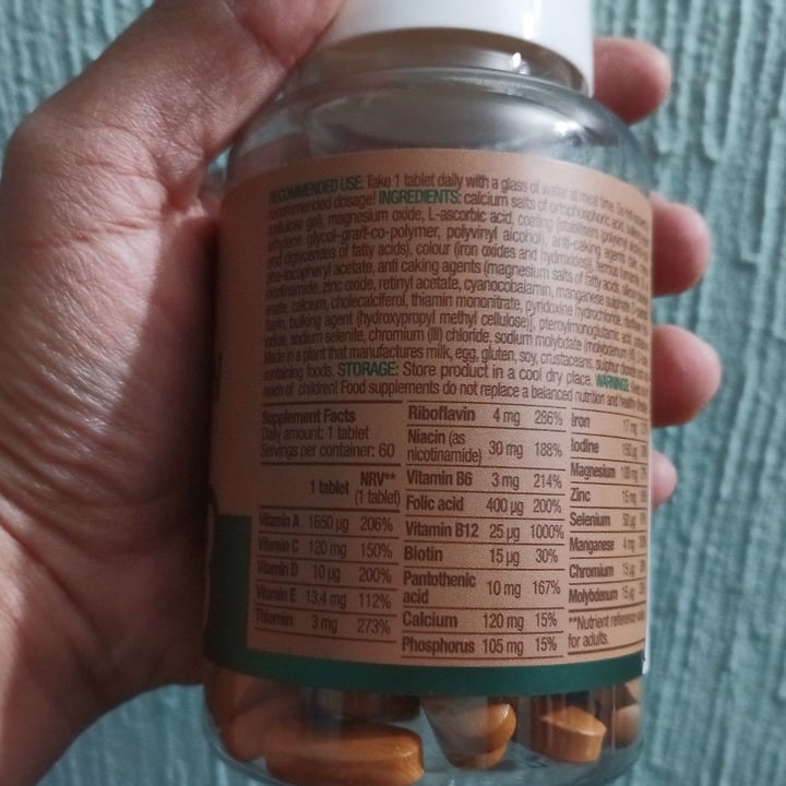 review photo of BioTech USA Multivitamina Vegan shared by @alexriv on 13 Apr 2022 - review