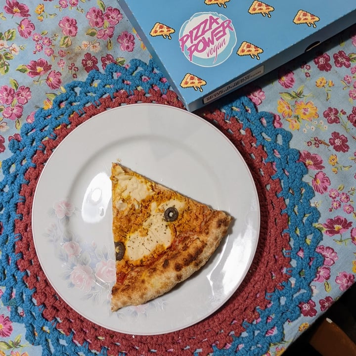 photo of Pizza Power Vegan Nem Frango shared by @alexandremestrela on  04 Jun 2022 - review