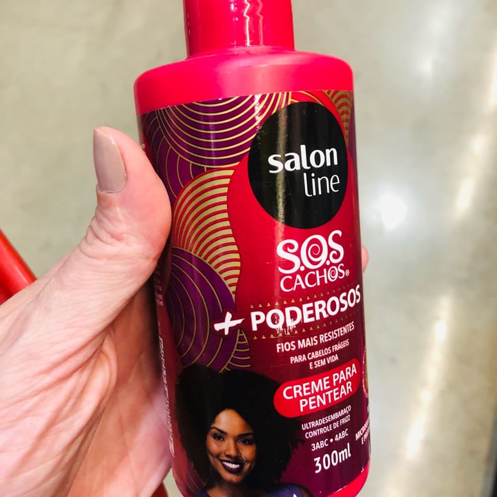 review photo of Salon line crew de pentear sos cachos poderosos shared by @renatacardiz on 07 Jun 2022 - review