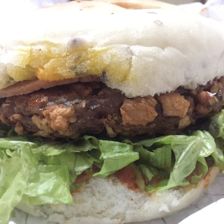photo of Otilia burgers Es Un Montón Vegana shared by @aixacabral on  17 Jun 2021 - review