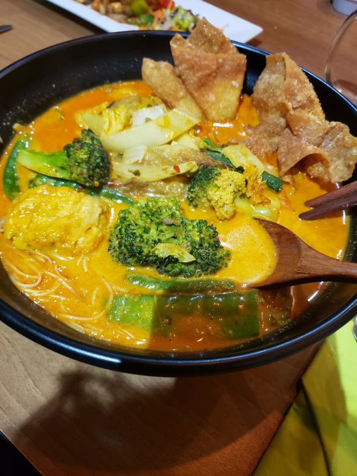 photo of Puti Vegan Cafe Curry Laksa shared by @bl0bfishy on  30 Mar 2020 - review