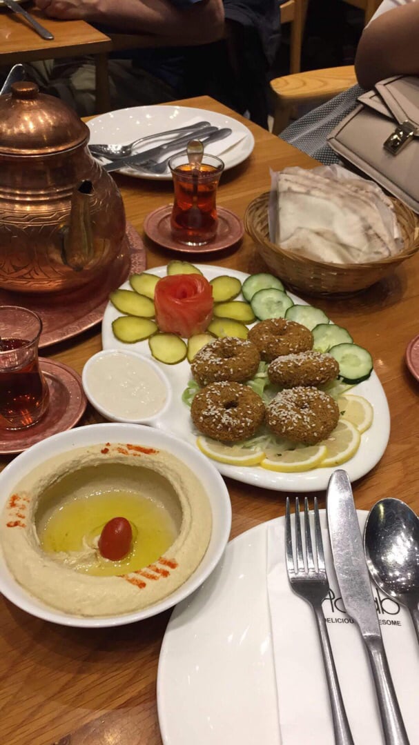 photo of Halab Restaurant Hummus, Felafel And Pita Bread shared by @vvvnomnom on  12 Oct 2019 - review