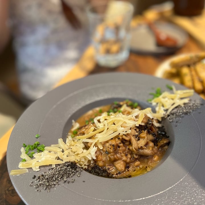photo of Am I Addicted - Pottery Studio & V Cafe Doejang Truffle Risotto shared by @consciouscookieee on  12 Feb 2022 - review