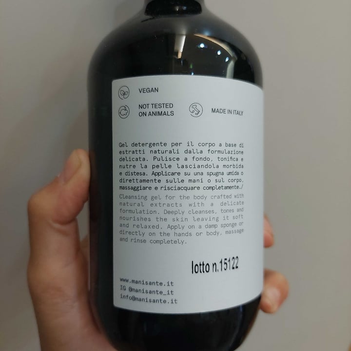 review photo of Manisante Gel Doccia Foglia Di Fico shared by @sargi83 on 19 Sep 2022 - review