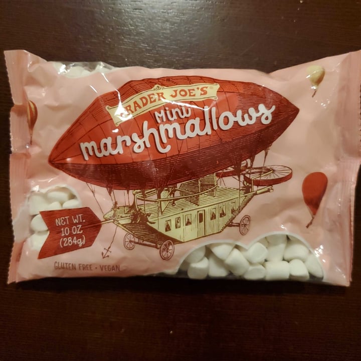 photo of Trader Joe's Mini Marshmallows shared by @eriluc on  10 Nov 2020 - review