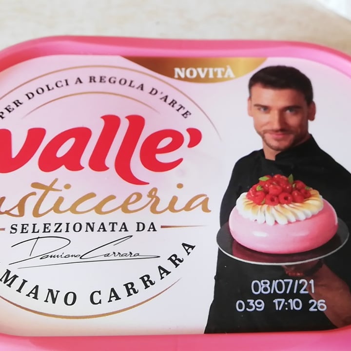 review photo of Valle' Valle Pasticceria shared by @yayatheveggie on 24 Apr 2021 - review