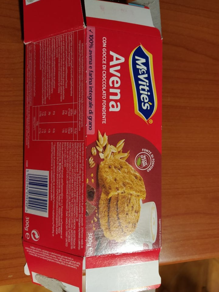 photo of McVitie's Biscotti avena con gocce di cioccolato fondente shared by @anitapanda95 on  17 Feb 2020 - review