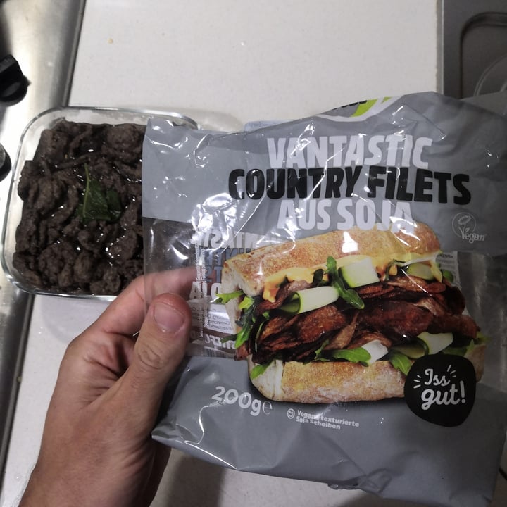 photo of Vantastic Foods Country Filets shared by @matteoruzza on  10 Nov 2021 - review