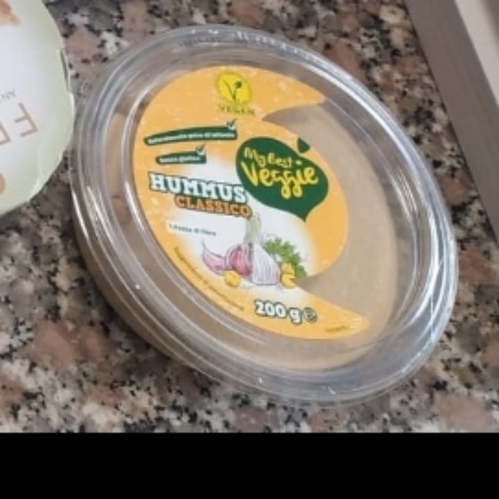 review photo of Vemondo Hummus Classico shared by @annasavazzi on 01 May 2022 - review