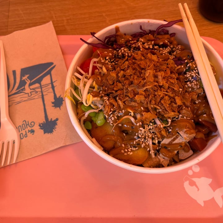 review photo of Poke House - Genova Piazza Dante Poke Bowl shared by @dagaoh on 11 Sep 2022 - review