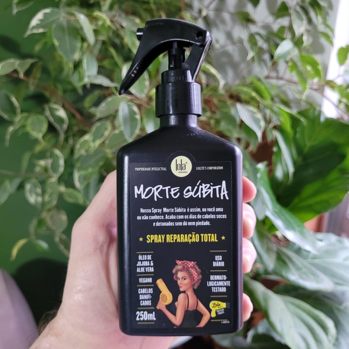 photo of Lola Cosmetics Morte Súbita Spray Reparação Total shared by @ferschafer on  04 May 2022 - review