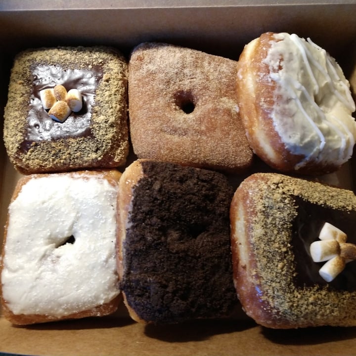 photo of Valkyrie Doughnuts Half dozen roulette shared by @mynameislisa on  30 May 2021 - review