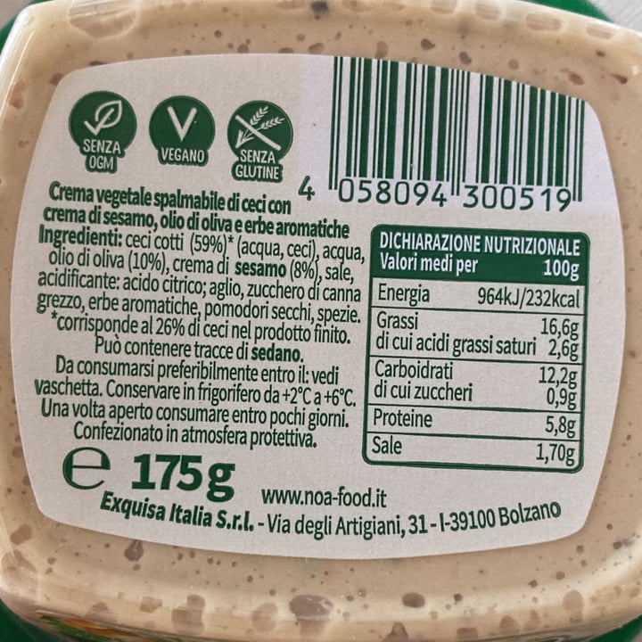 photo of Noa Hummus Ceci & Erbe shared by @zitchi on  12 May 2022 - review
